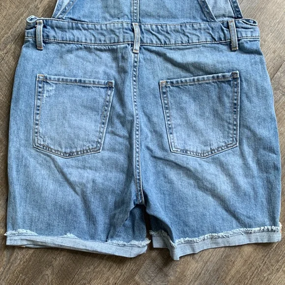 Gap Denim Overall Shorts - Picture 6 of 9